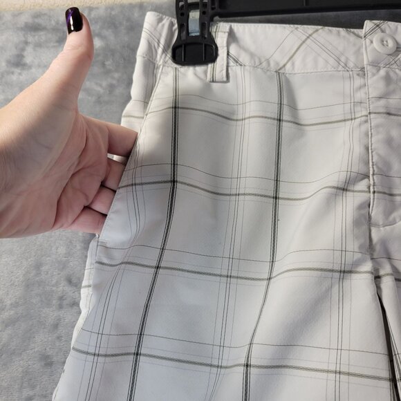 Under Armour Boys YLG White Plaid Golf Shorts Youth Large Performance Activewear - Picture 4 of 10